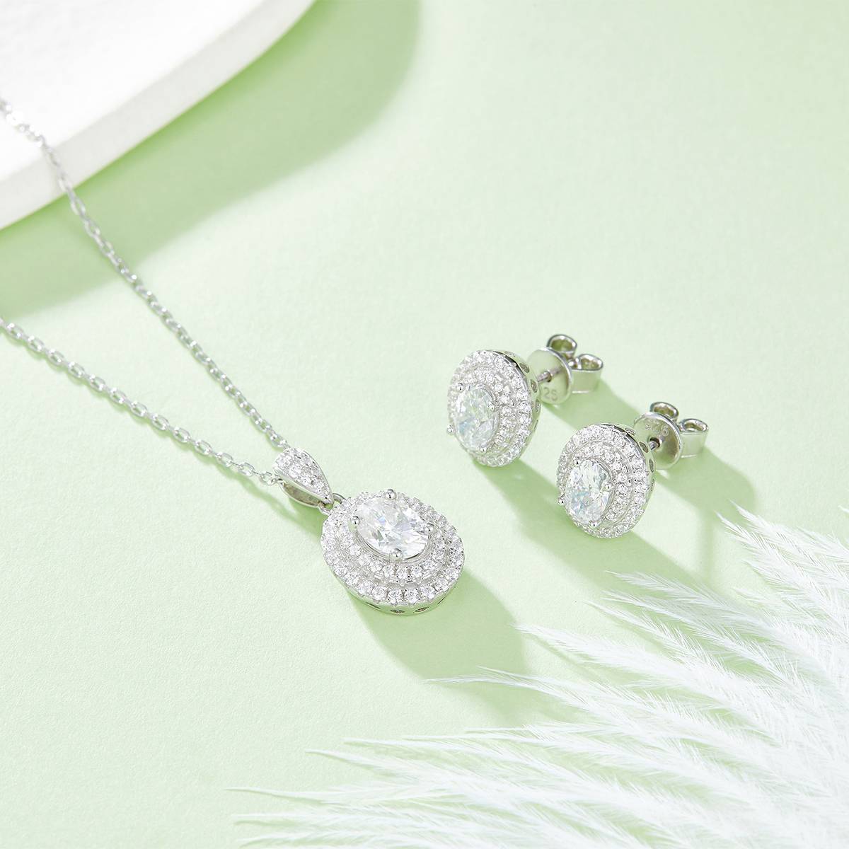 Deluxe egg shaped S925 silver plated white gold Moissanite diamond pendant earring set